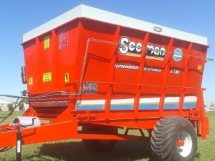 Desparramador de estiércol sólido DP-8 S