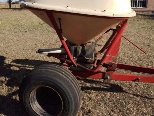 Fertilizador Tanzi 1200 lts