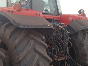 Tractor MASSEY FERGUSON 7724
