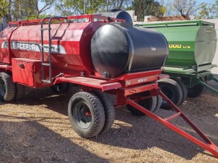 Acoplado tanque Acepla 3000 lts