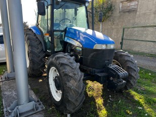 Tractor New Holland TD95D