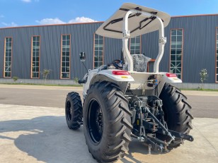 Tractor Bronco T804