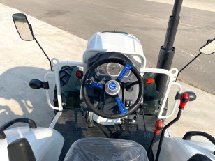 Tractor Bronco T804