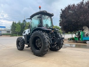 TRACTOR BRONCO 1004
