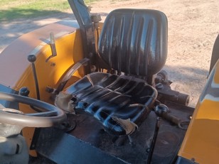 Tractor Valtra A990