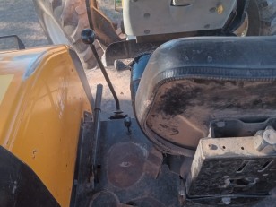 Tractor Valtra A990