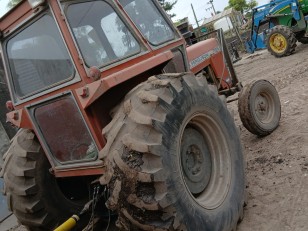 Tractor Massey Ferguson 1185