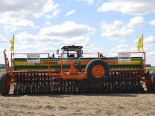 Sembradora Dumaire 710 Serie 2