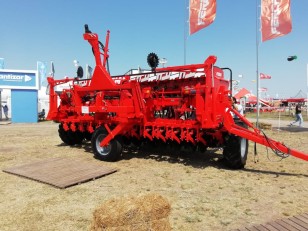 Sembradora Fercam F220.