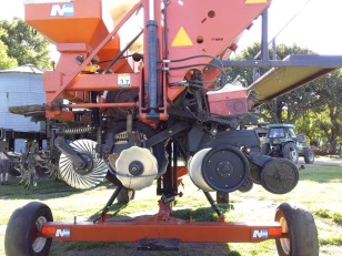 Sembradora Metar Autotrailer 12-52
