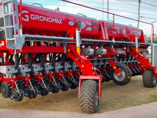 Sembradora Gronomax MG 7500 2026