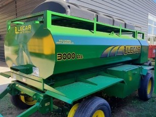 Acoplado tanque Lecar 3000 lts combinado