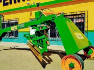 Niveladora de arrastre Cinalli N-3000 H