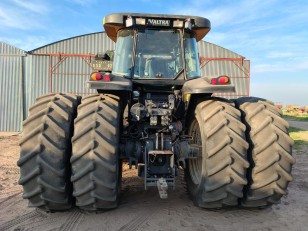 Tractor Valtra BT210