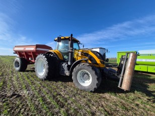 Tractor Valtra T250