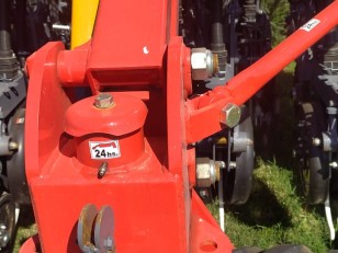 Sembradora Juber 8400
