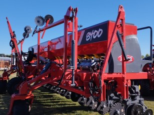 Sembradora JUBER 8400