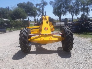 Niveladora de Arrastre El Conde NAH 3600