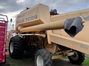 Cosechadora New Holland TC59