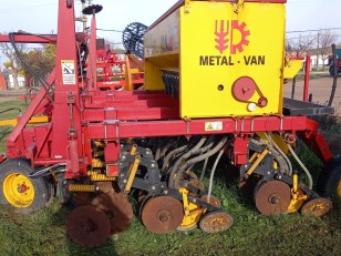 Sembradora Metal Van 1620