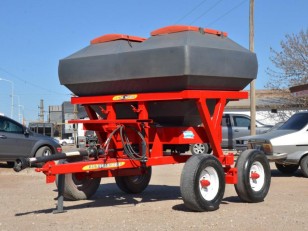 Fertilizadora JyM Moro 3000 lts