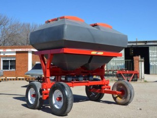 Fertilizadora JyM Moro 3000 lts