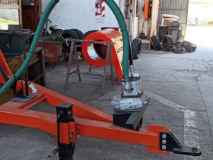 Fertilizadora Golondrin de arrastre GRIV
