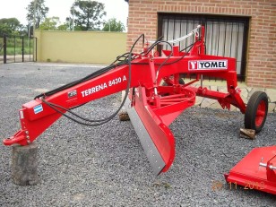 Niveladora Yomel Terrena 8430 A