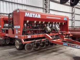 Sembradora Metar 4200 1919