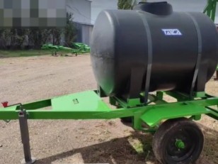Acoplado tanque 1400 lts Tayca