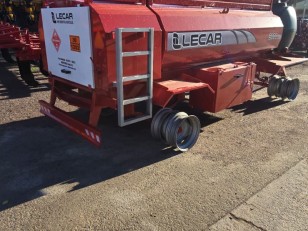 Acoplado tanque Lecar 3000 lts combinado