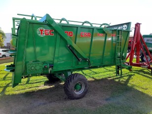 Fertilizadora de orgánicos Tecnocar DES