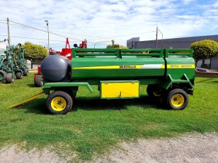 Acoplado tanque combinado Mucillo MAX 30