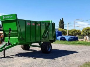 Fertilizadora de orgánicos Tecnocar DES