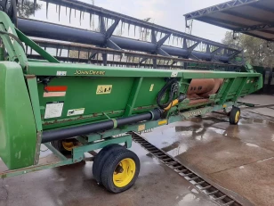 Plataforma trigo soja John Deere 625F