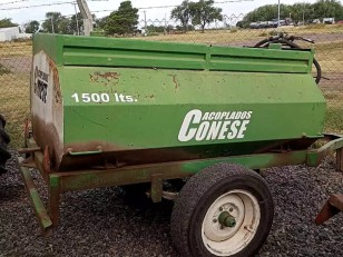 Acoplado tanque 1500 lts Conese