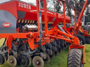 Sembradora Juber 7000 3421
