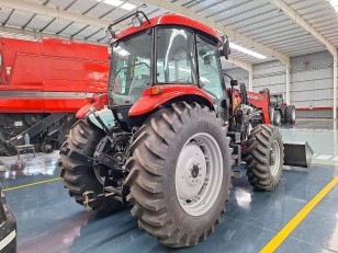 Tractor Case Farmall 100 JX