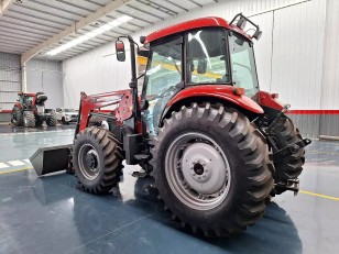 Tractor Case Farmall 100 JX