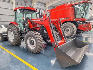 Tractor Case Farmall 100 JX
