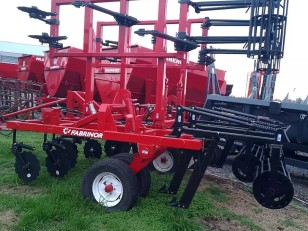 Descompactador de Suelo 11 Púas Fabrinor
