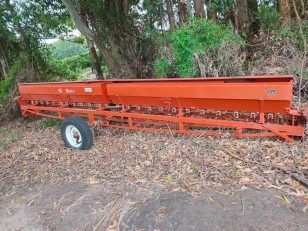 Sembradora Steelfert 2435