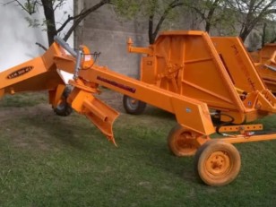 Niveladora  N.A.M. 3.000 2000 kg