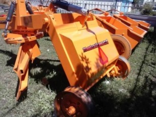 Niveladora  N.A.M. 3.000 2000 kg