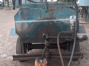 Acoplado tanque 3000 lts