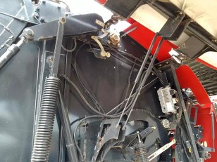 Rotoenfardadora Case IH RB565