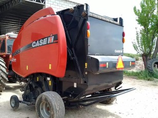 Rotoenfardadora Case IH RB565