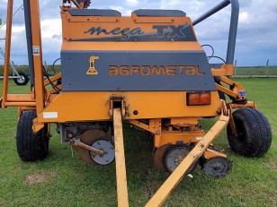 Sembradora Agrometal TX Mega 1652