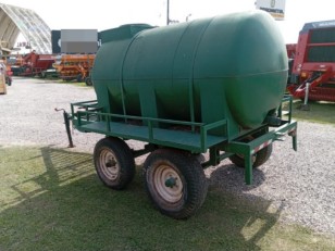 Acoplado tanque 3000 lts