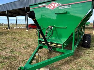 Fertilizadora Pesce de 10,5 mts3